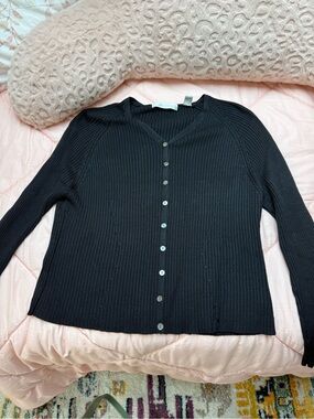 Valerie Stevens Black Ribbed Button-Front Cardigan
